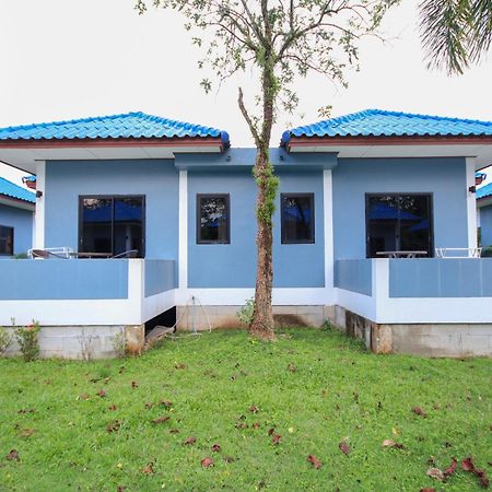 Capital O75345 Praewa Villas Naiyang Phuket Nai Yang Beach Exterior foto