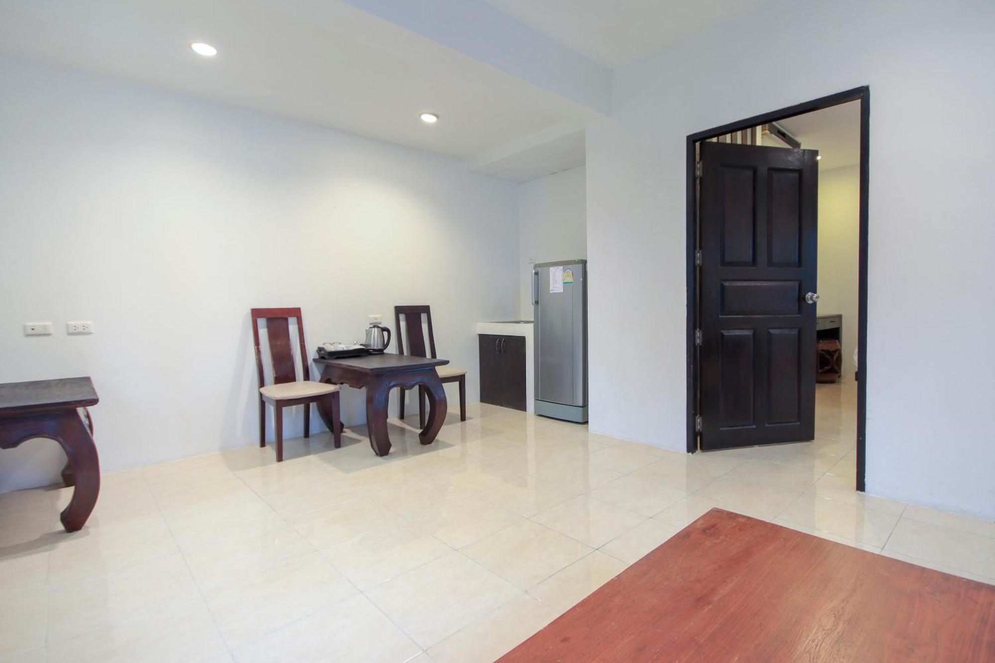 Capital O75345 Praewa Villas Naiyang Phuket Nai Yang Beach Exterior foto