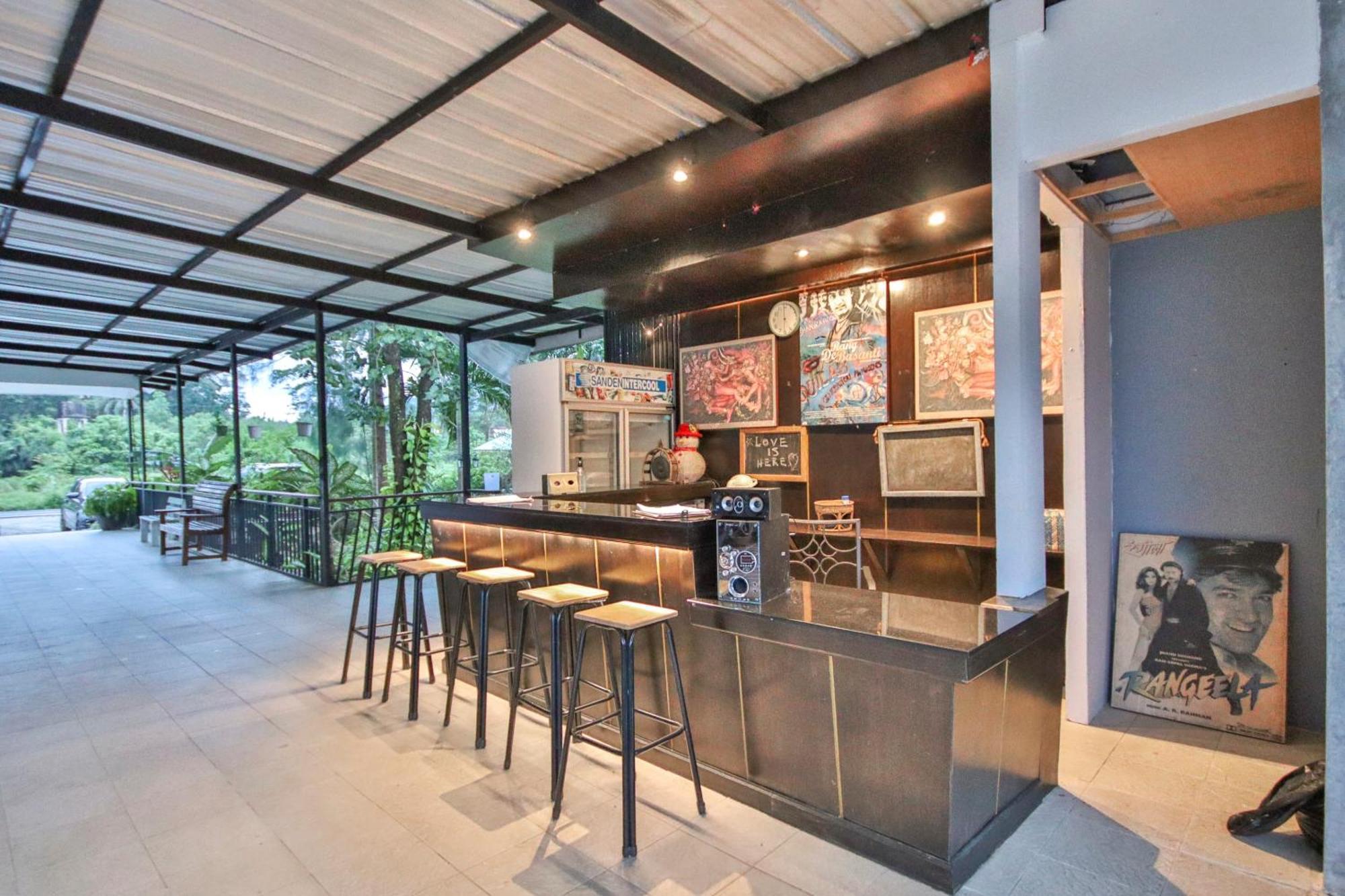 Capital O75345 Praewa Villas Naiyang Phuket Nai Yang Beach Exterior foto