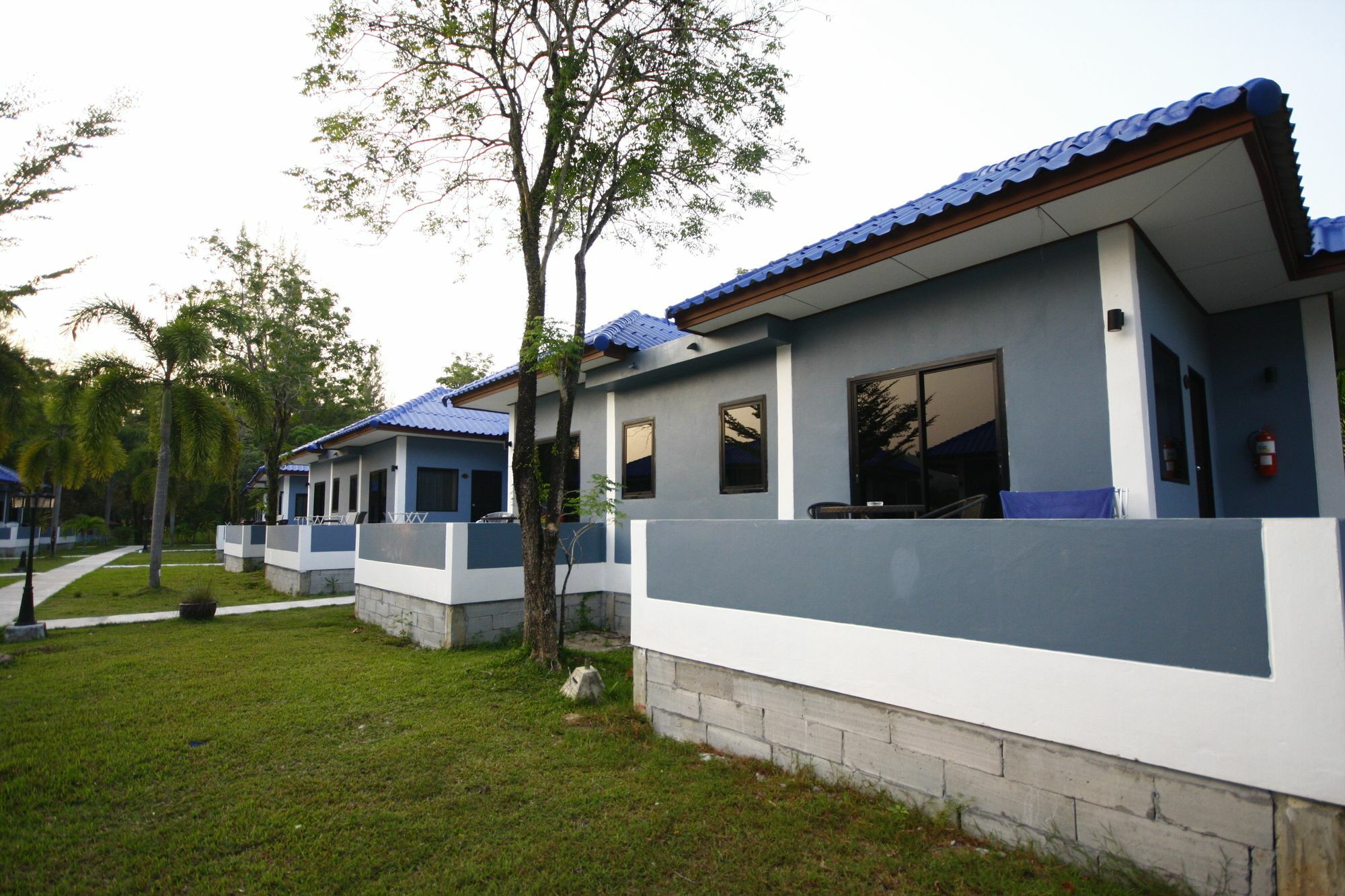 Capital O75345 Praewa Villas Naiyang Phuket Nai Yang Beach Exterior foto
